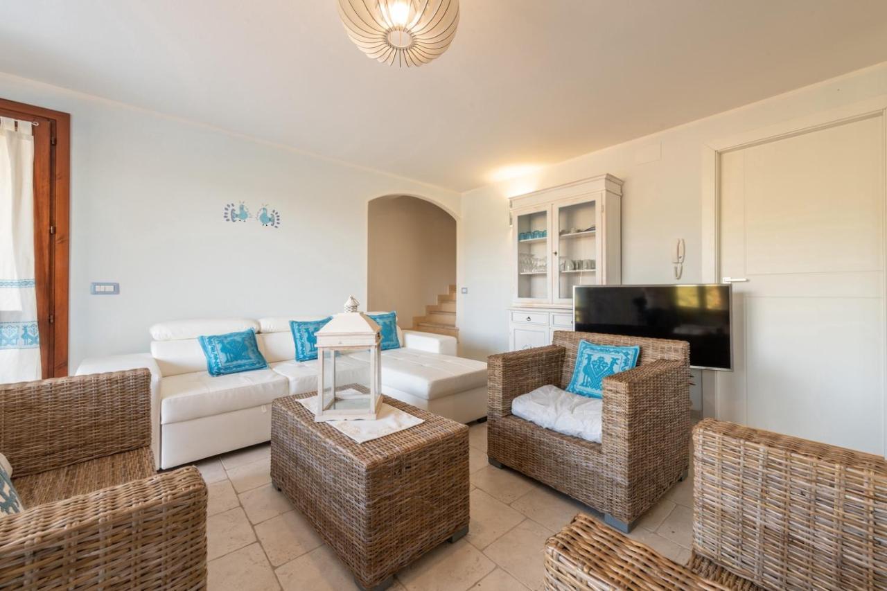 Villa Acquamarina Semi Detached Villa With Private Pool And Wifi Torre delle Stelle Exterior photo